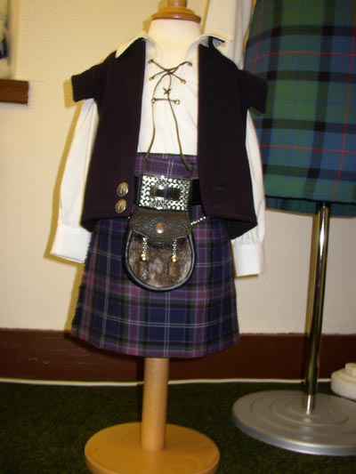 KiltsInScotland.com - scottish kilts, highland wear, kilts, sporrans ...